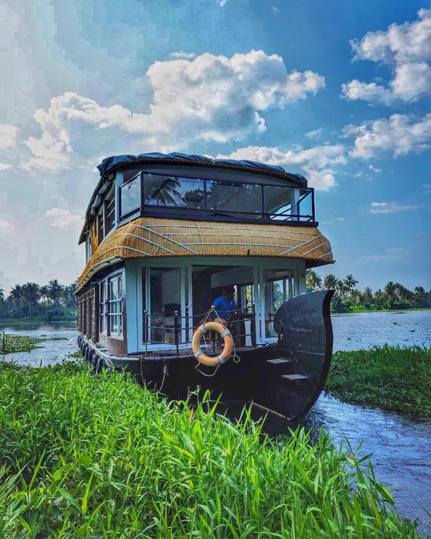 Grand Villa Houseboat Kumarakom Exterior foto